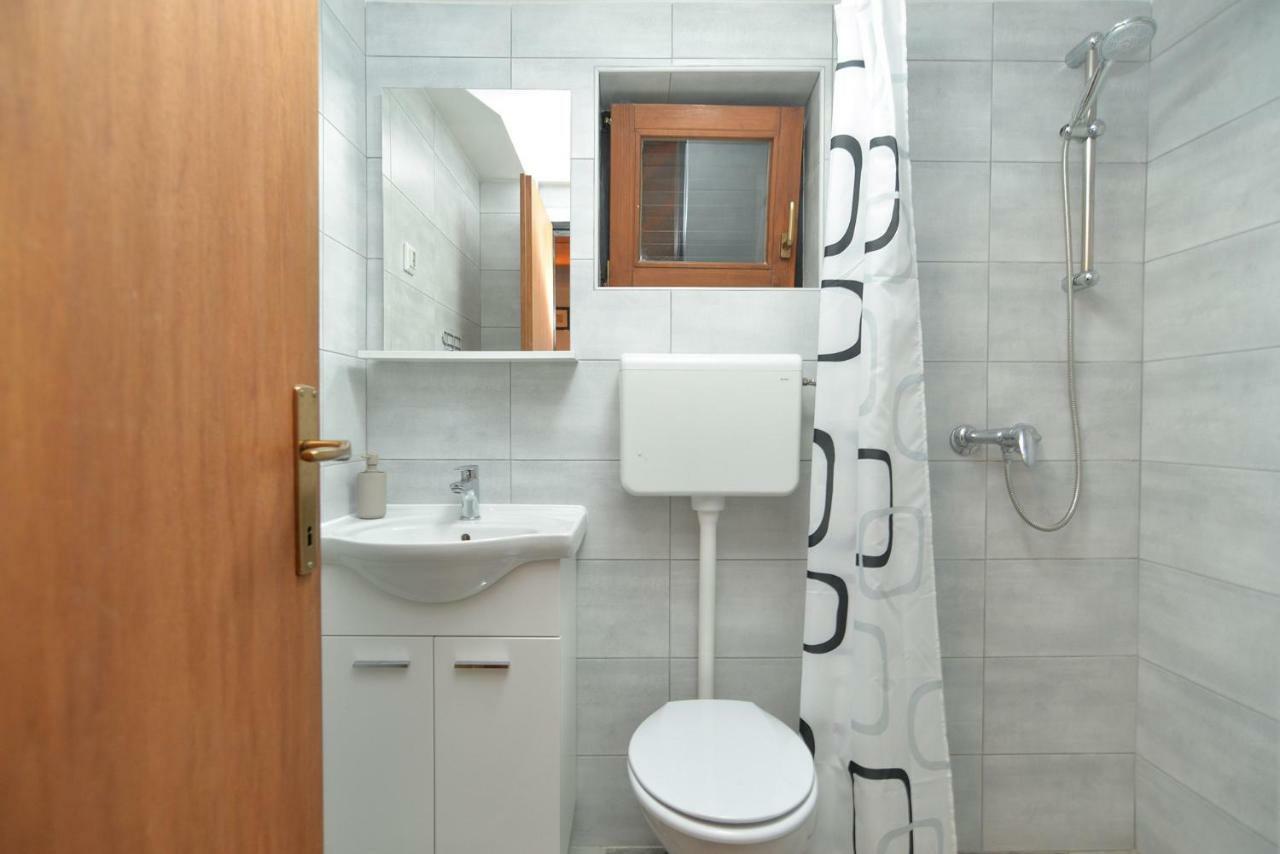Apartment Mitar 1271 Fazana Ngoại thất bức ảnh